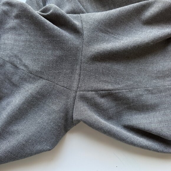 Avenue Womens Stretch Two-Piece Pant Suit Size 16 & 18 Gray Herringbone Pattern - Picture 8 of 10